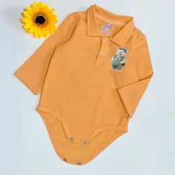 زیر دکمه یقه دار نوزادی