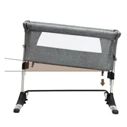 تخت کنار مادر زویه