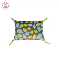 بالش تک گره‌ای طرح برگ رزبرن Rose Born