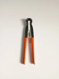 انبر آرماتور بندی - شرکت پارسیان سازه - فروش ابزار و یراق در فروشگاه پارسیان سازه