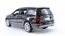 اسباب بازی ماشین مرسدس بنز شاسی بلند متوسط (BENZ GL500) موزیکال-چراغدار فلزی مشکی