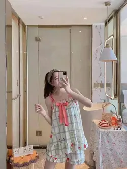 ست تاپ و شلوارک نخی زنانه