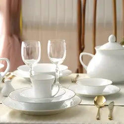 سرویس غذاخوری شهرزاد لومیو 108 پارچه چینی زرین