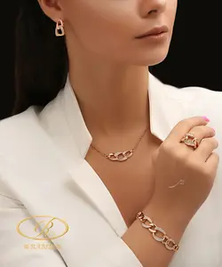 سرویس کارلین