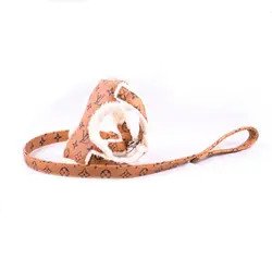 قلاده لاکچری تنی سگ و گربه مدکوو LV قهوه ای روشن