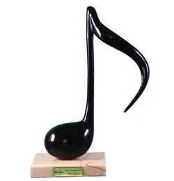 مجسمه امین کامپوزیت مدل چنگ کد 200