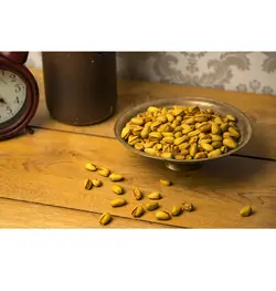 پسته شور زعفرانی گلستان مقدار 800 گرم