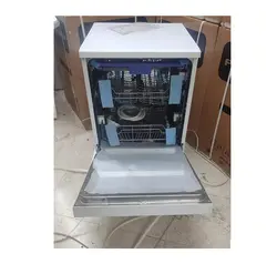 ماشین ظرفشویی پاکشوما 14 نفره نقره ای مدل DSP-14680 S