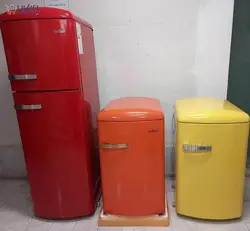 یخچال فریزر رنگی سینجر سری رویال کلاسیک مشکی مدل R3 - فروشگاه ری کالا