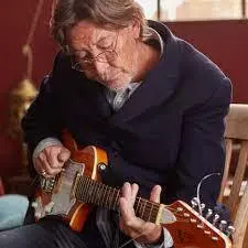 دانلود آلبوم منحصر به فرد کریس ریآ  (Chris Rea)