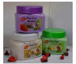 اسکراب شنی لایه‌بردار با عصاره خاویار قرمز لیدی اسکارLADY OSCAR