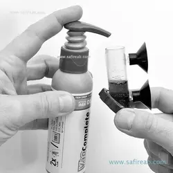 دوزینگ مکانیکی محلول های آکواریومی دنرله