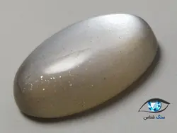 سنگ ماه با تلالو قوی 1.9 گرم