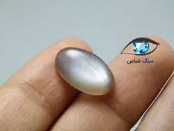 سنگ ماه با تلالو قوی 1.9 گرم