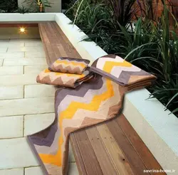 حوله دستی برق لامع مدل شاپرک سایز 70*40 سانتی متر