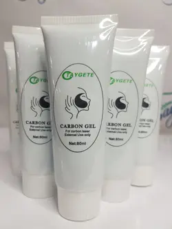ژل کربن تراپی و جوانسازی صورت تایگیت TAYGETE