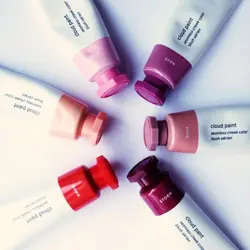 رنگ صورت چندکاره گلوسیر Glossier مدل Cloud Paint