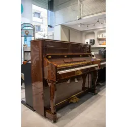 پیانو طرح آکوستیک Roland RP 102