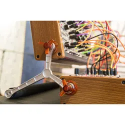 سینت سایزر Arturia RackBrute 6U