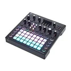 سینتی سایزر نویشن Novation Circuit Mono Station - سازکالا