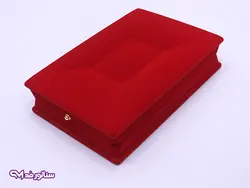 جعبه نیم ست مخمل قرمز B8049 | بدلیجات سناتورمد