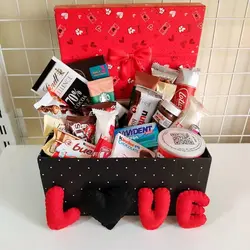 پک کادویی ولنتاین مکعبی - Valentine Chocolate Box