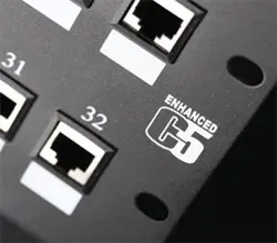 قیمت پچ پنل | مشخصات و خرید پچ پنل 32 پورت CAT-5e Shielded مدل UC-PNL5e-S-32