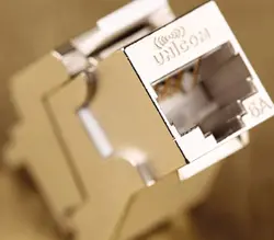 انواع کیستون شبکه | کیستون یونیکام RJ45 CAT-6A Shielded مدل UC-JCK6A-S