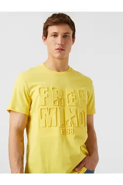 تی شرت آستین کوتاه مردانه کوتون ۲SAM11086HK-زرد