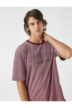 تی شرت آستین کوتاه مردانه کوتون ۲SAM10507HK-زرشکی