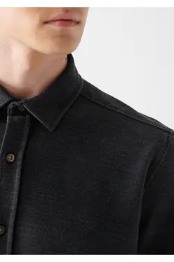 پیراهن یقه برگردان آستین کوتاه مردانه ماوی ۰۲۱۰۳۴۵-۸۰۰۲۲