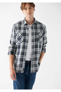 پیراهن اسلیم آستین بلند مردانه ماوی ۰۲۱۰۳۸۹-۸۲۸۲۰
