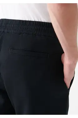 شلوار اسلیم ساده مردانه ماوی ۰۰۱۰۰۷۸-۸۰۰۲۲-سیاه