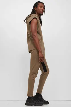 شلوار جاگر مردانه خاکی اچ اند ام