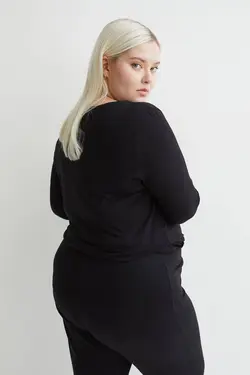 سویشرت سایز بزرگ زنانه سیاه اچ اند ام