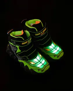 کفش کتانی چراغ دار پسرانه سیاه اسکچرز