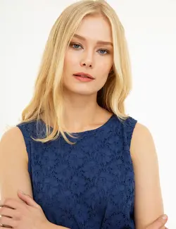 بلوز زنانه سرمه ای پیرکاردین