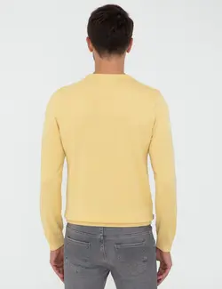 پلیور مردانه زرد روشن پیرکاردین