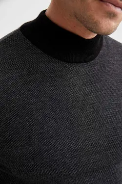 پلیور یقه اسکی مردانه سیاه دفاکتو