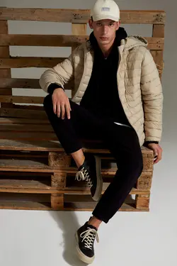 کاپشن پافر مردانه بژ دفاکتو