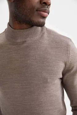 پلیور یقه اسکی مردانه بژ دفاکتو