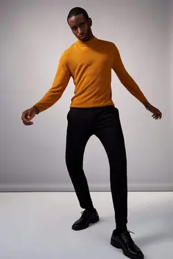 پلیور یقه اسکی مردانه نارنجی دفاکتو