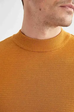 پلیور یقه اسکی مردانه نارنجی دفاکتو