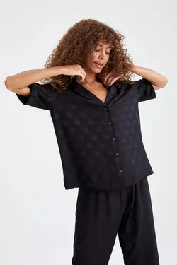 بلوز راحتی زنانه سیاه دفاکتو