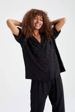 بلوز راحتی زنانه سیاه دفاکتو