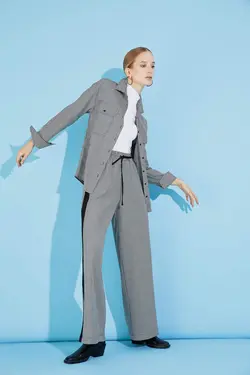 شلوار  پارچه ای دمپا گشاد زنانه سیاه دفاکتو