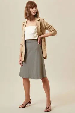 دامن زنانه بژ دفاکتو