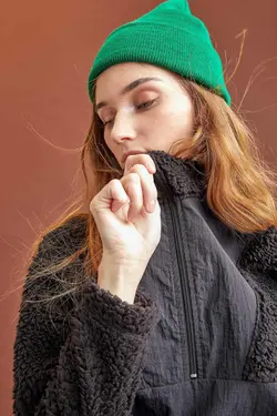 سویشرت زنانه سیاه دفاکتو