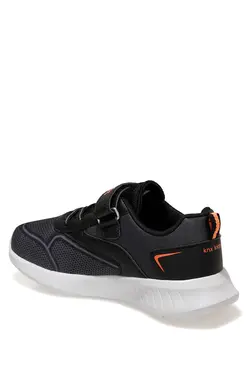 کفش ورزشی پسرانه سیاه کینتیکس مدل ROLY 1FX