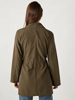 بارانی کوتاه کمردار زنانه ال سی وایکیکی